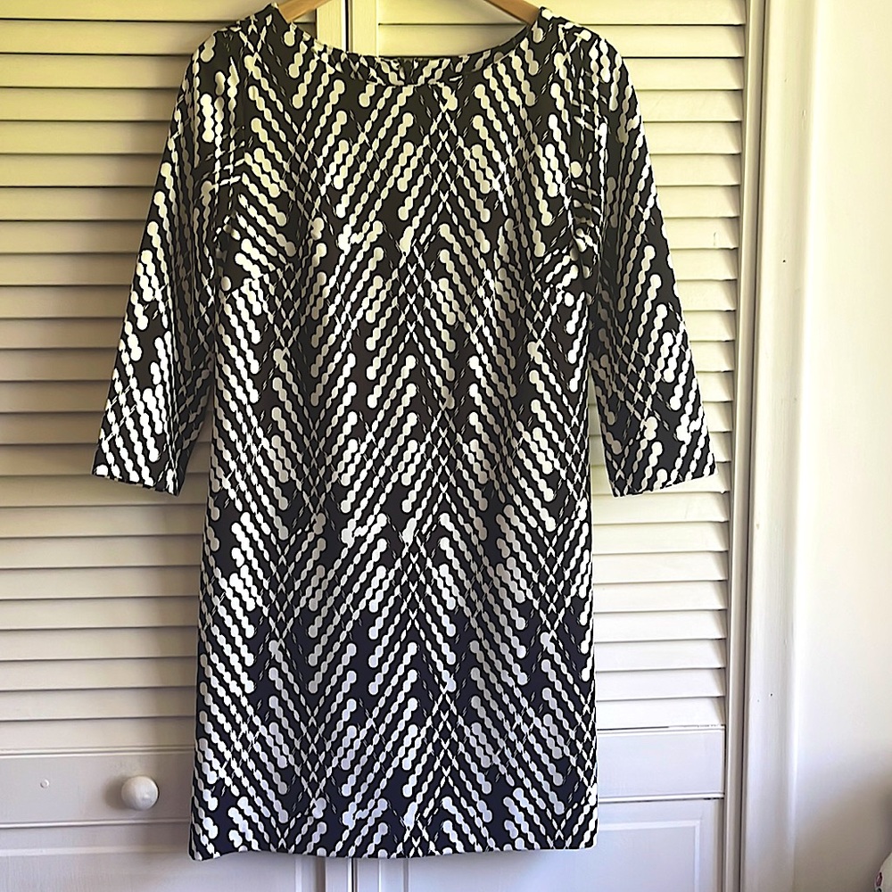 Elegant above the knee dress